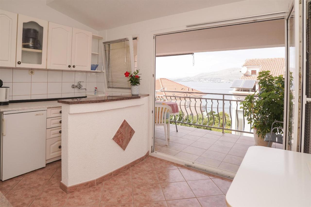 Apartments Mare Trogir Szoba fotó