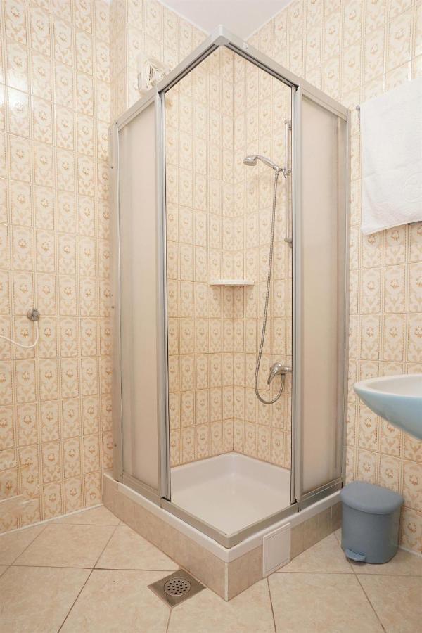 Apartments Mare Trogir Kültér fotó