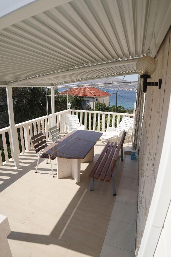 Apartments Mare Trogir Kültér fotó