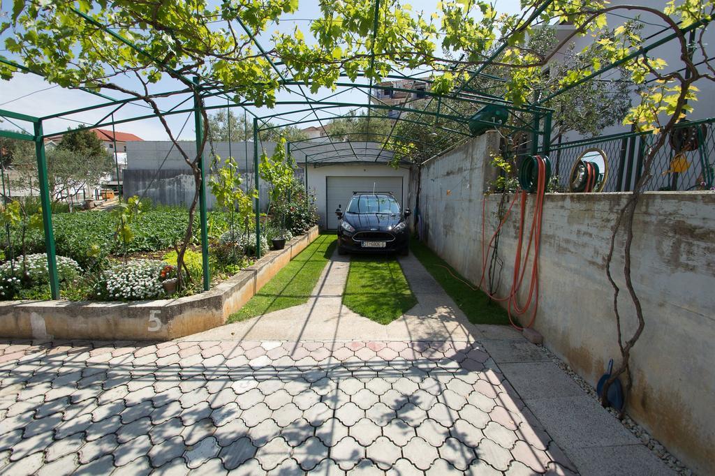 Apartments Mare Trogir Kültér fotó